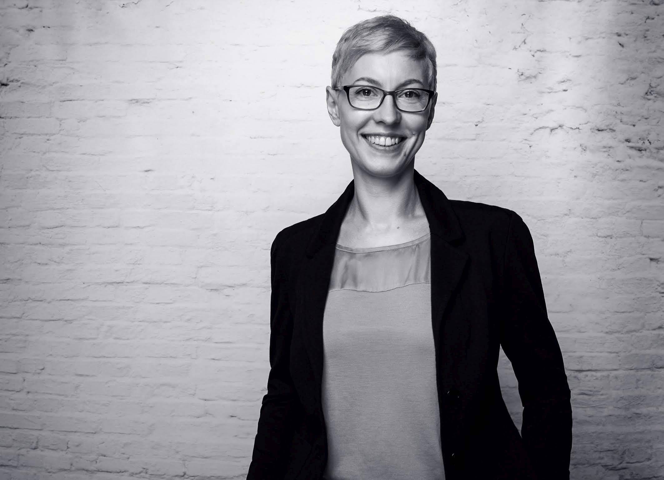 Portrait  Dr. Claudia Hackenberg.